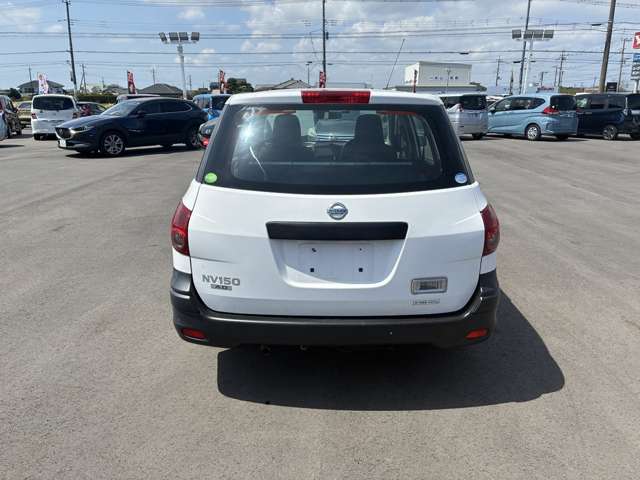 Nissan NV150 AD 11