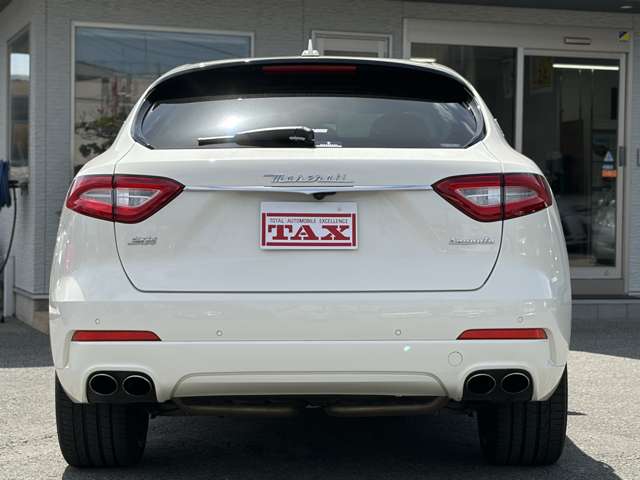 Maserati Levante 10
