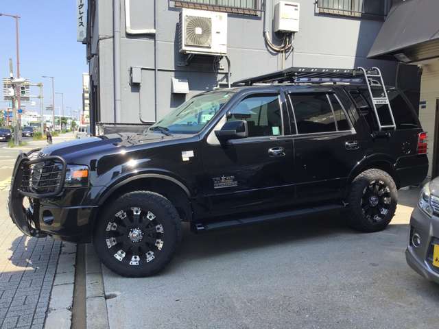 Ford エクスペディション 8