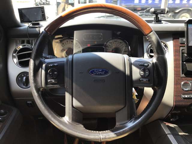 Ford エクスペディション 10