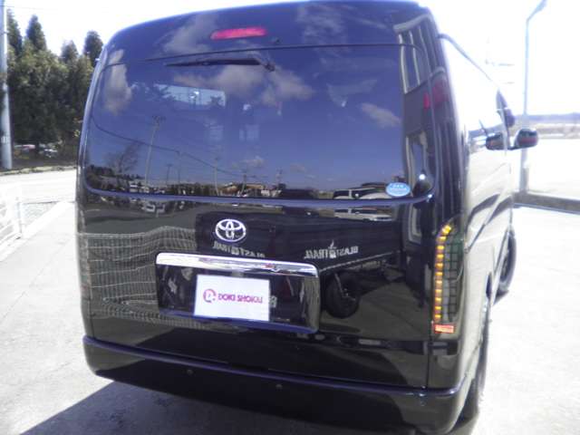 Toyota Hiace 3