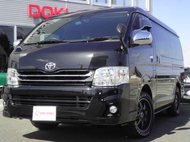 Toyota Hiace 7