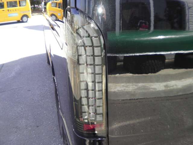 Toyota Hiace 10