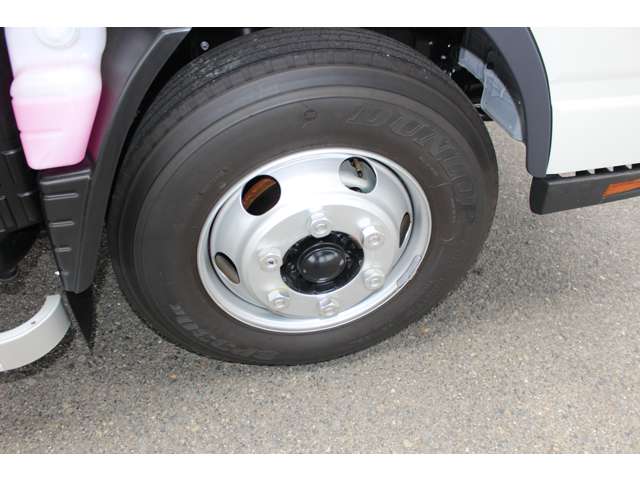 Mitsubishi Fuso Canter 8
