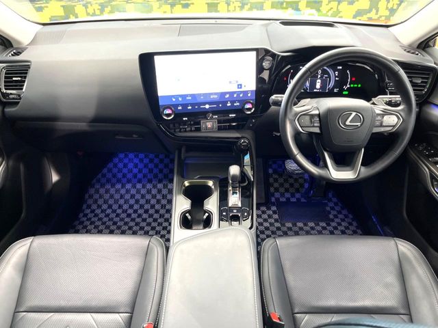 Lexus NX 2