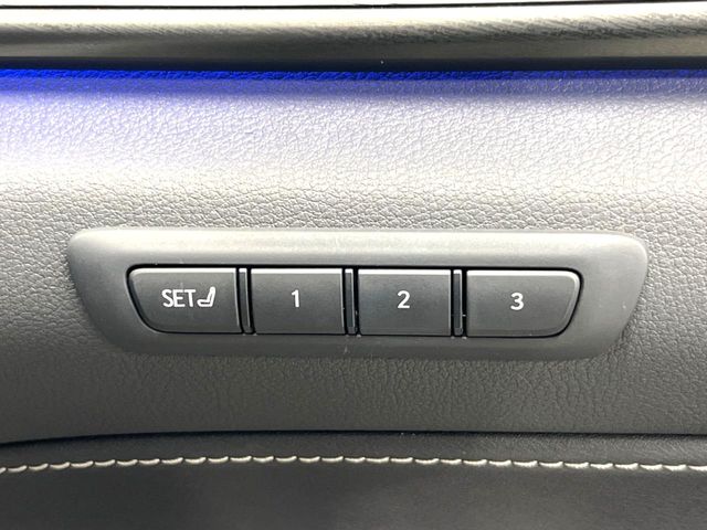 Lexus NX 7