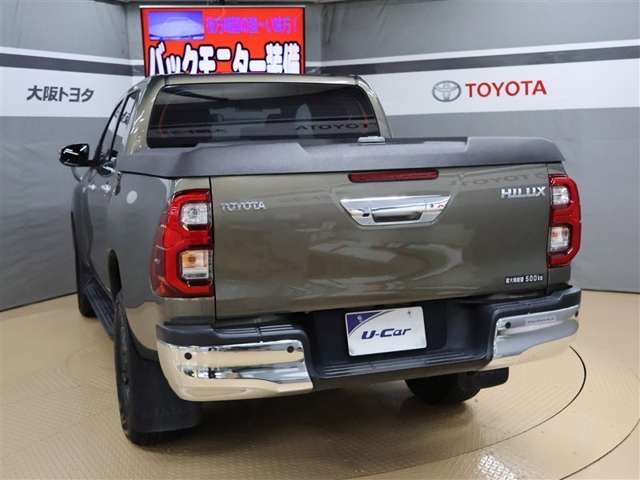 Toyota Hilux 4