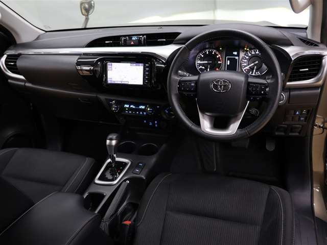 Toyota Hilux 5