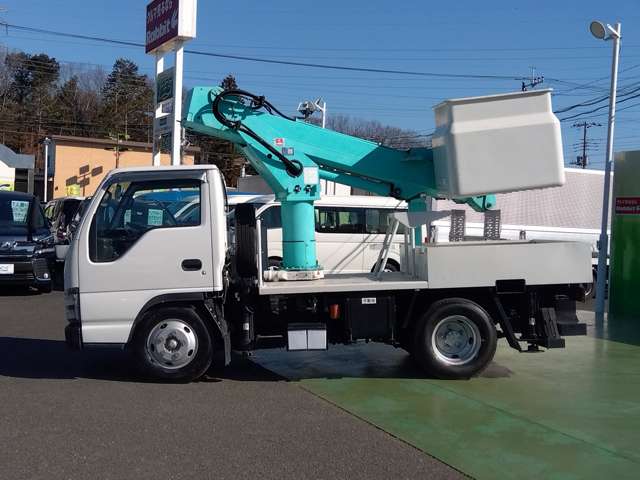 Isuzu Elf 5