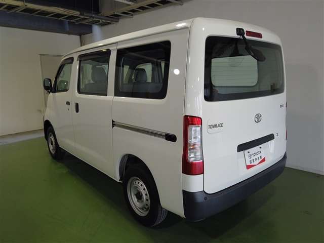 Toyota Town Ace Van 2