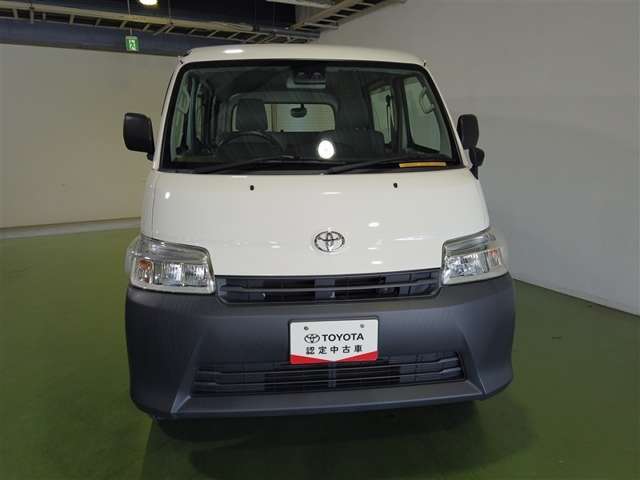 Toyota Town Ace Van 3