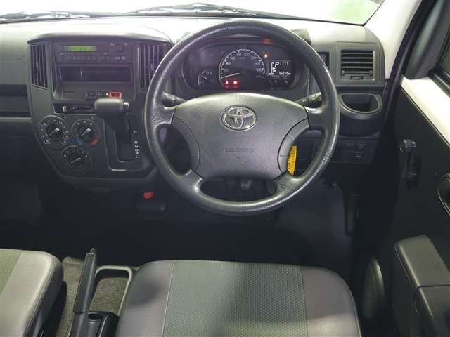 Toyota Town Ace Van 4