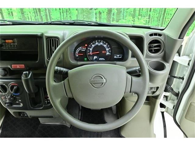 Nissan NV100 Clipper 3