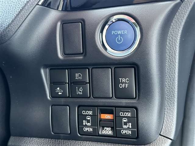Toyota Esquire 4