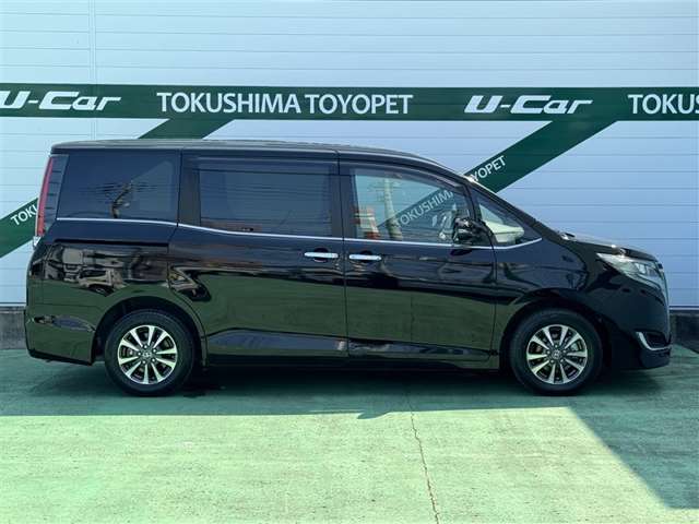 Toyota Esquire 7