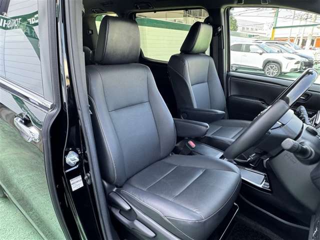 Toyota Esquire 10