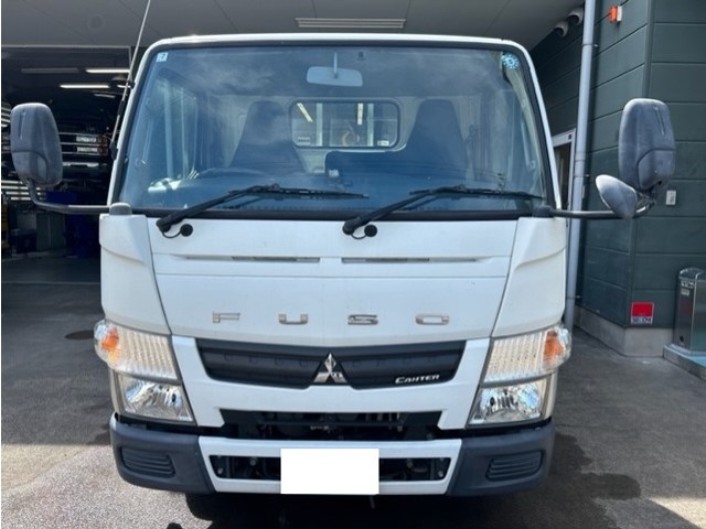 Mitsubishi Fuso Canter 2