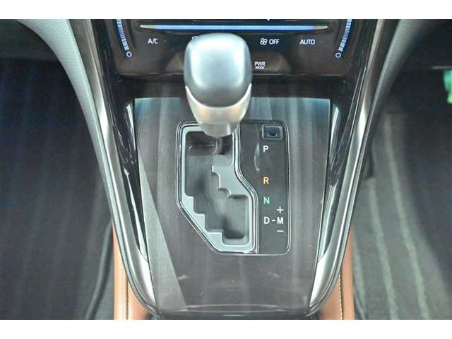 Toyota Harrier 7