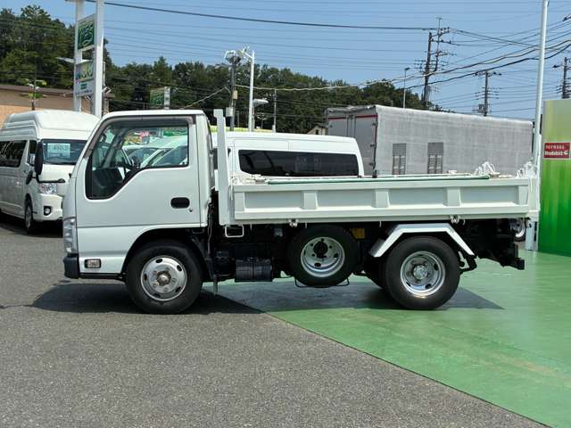 Isuzu Elf 3