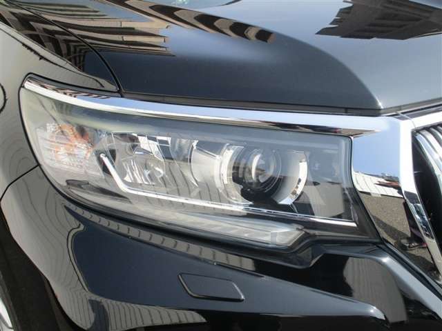Toyota Land Cruiser Prado 6