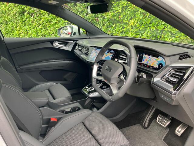 Audi Q4 e-tron 7