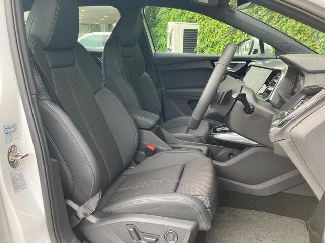 Audi Q4 e-tron 8