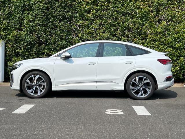 Audi Q4 Sportback e-tron 4