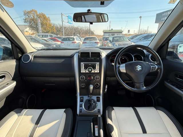 Suzuki Escudo 4