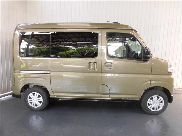 Daihatsu Atrai 6