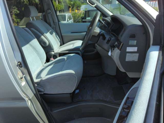 Toyota Regius 8