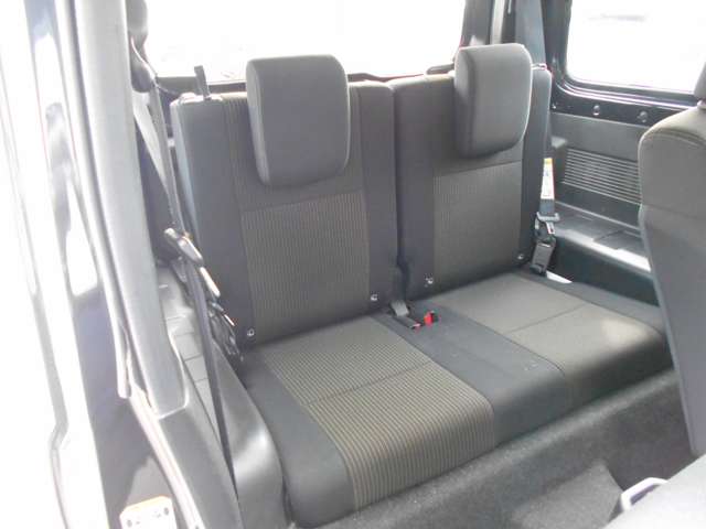 Suzuki Jimny 12
