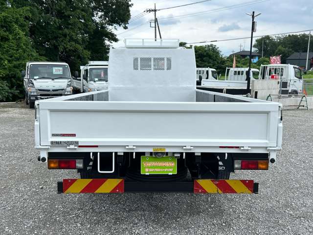 Mitsubishi Fuso Canter 6
