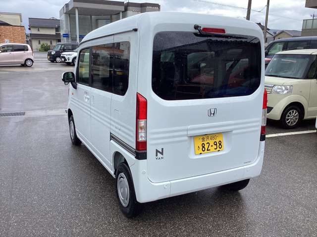 Honda N-VAN 11