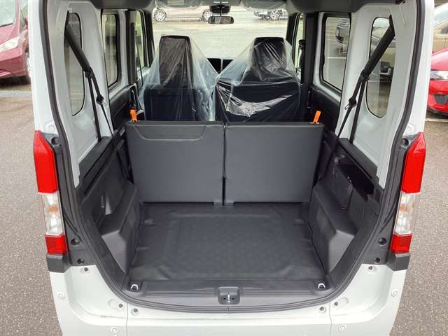Honda N-VAN 12