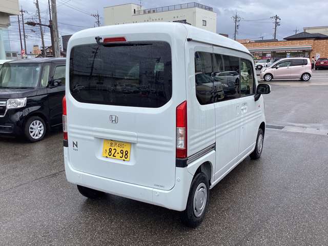 Honda N-VAN 9