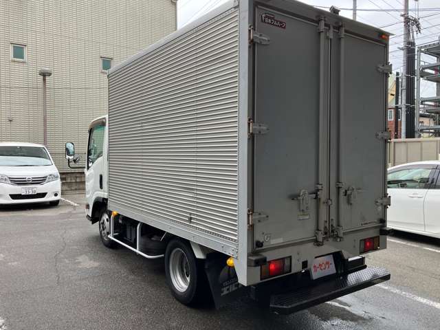 Isuzu Elf 5