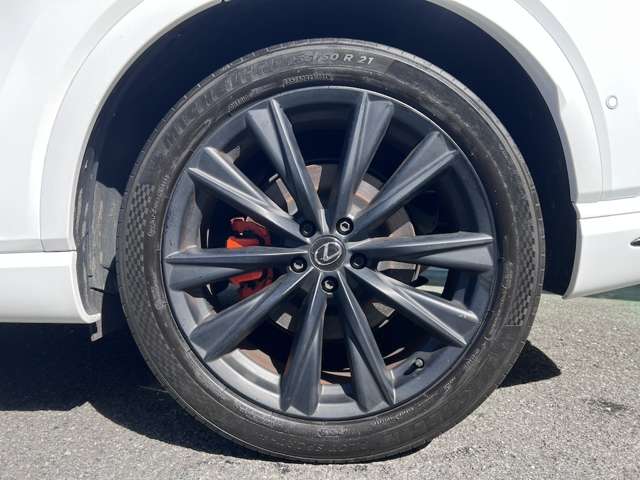 Lexus RX 6