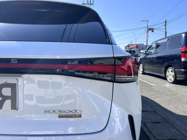 Lexus RX 8