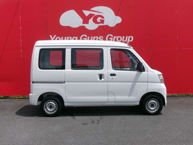 Daihatsu Hijet Cargo 5