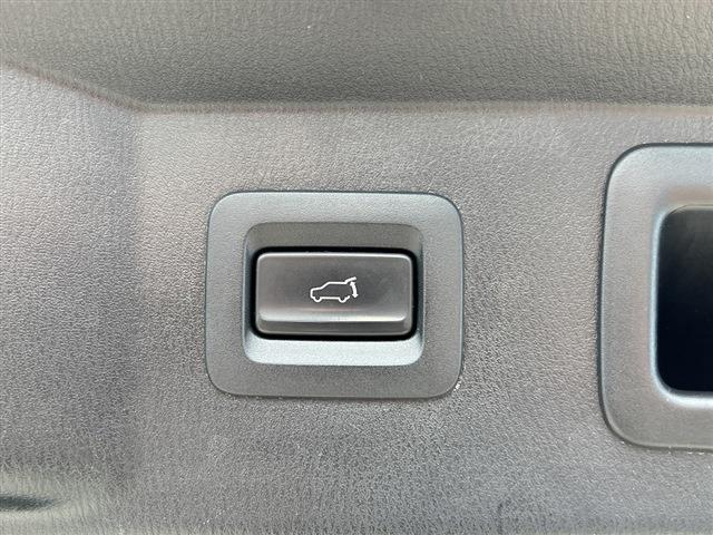 Mazda CX-8 11