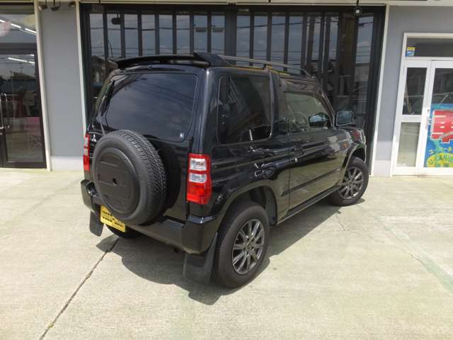 Mitsubishi Pajero Mini 8