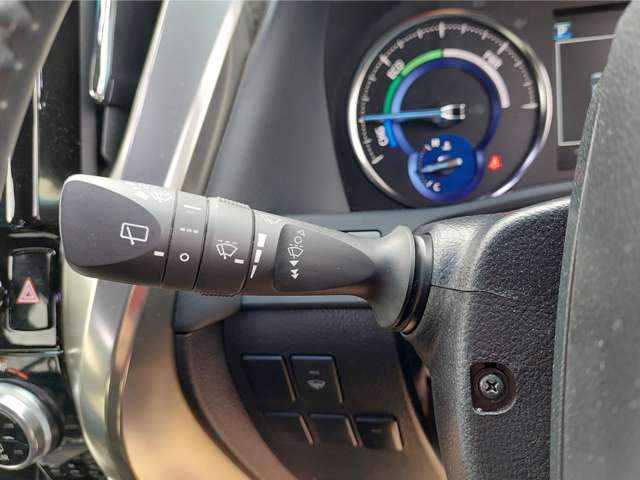 Toyota Alphard 12