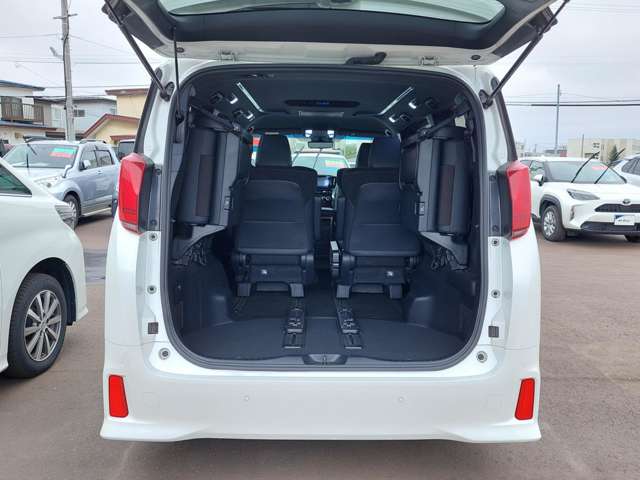 Toyota Alphard 7