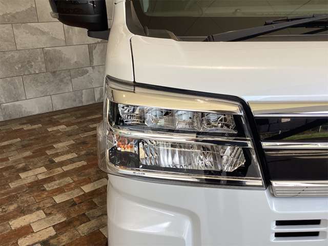 Daihatsu Atrai 8