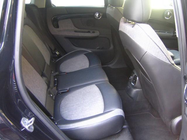 MINI Crossover 11