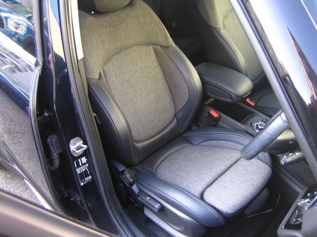 MINI Crossover 9