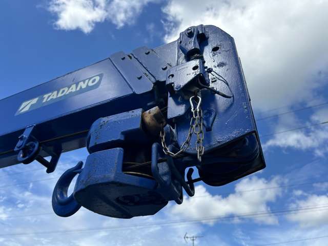 Hino Dutro 11