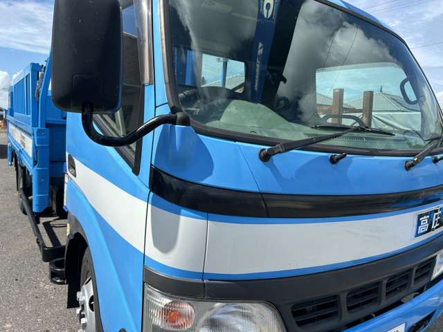 Hino Dutro 7