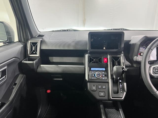 Daihatsu Taft 6