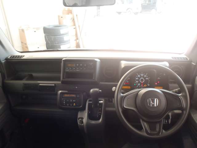 Honda N-VAN 11